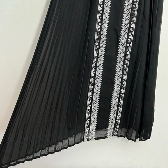 Nieman Marcus Formal Dress Women’s Sz S Black with White Cross Stitch Midi NWT - Picture 5 of 16